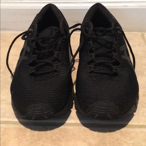 Men’s size 9 ASICS running shoes - Black - Picture 3 of 4
